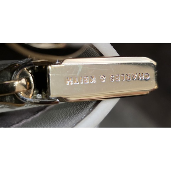 Charles & Keith Beige Leather Geometric Tote Crossbody Strap Gold Hardware #0352 - Picture 9 of 14